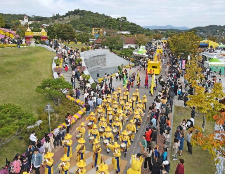 https://source.festivalplus.co.kr/img/2025/05/img_20250522_162232938.jpeg