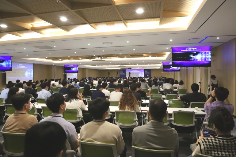 https://source.festivalplus.co.kr/img/2025/05/img_20250529_142749640.jpeg