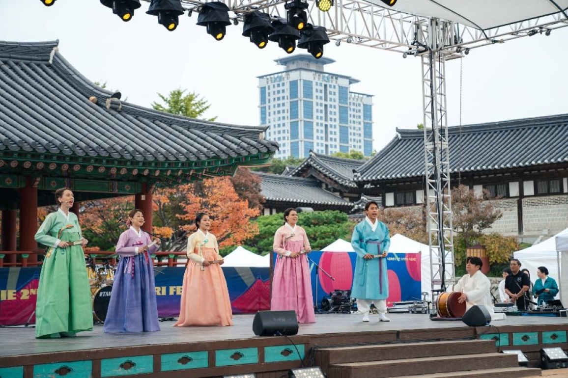 https://source.festivalplus.co.kr/img/2025/07/img_20250701_085122183.jpg